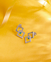 Cubic Link Push Button Silver Earring
