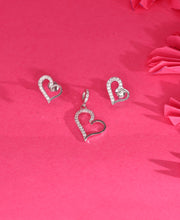 Urban Love Pendant Set