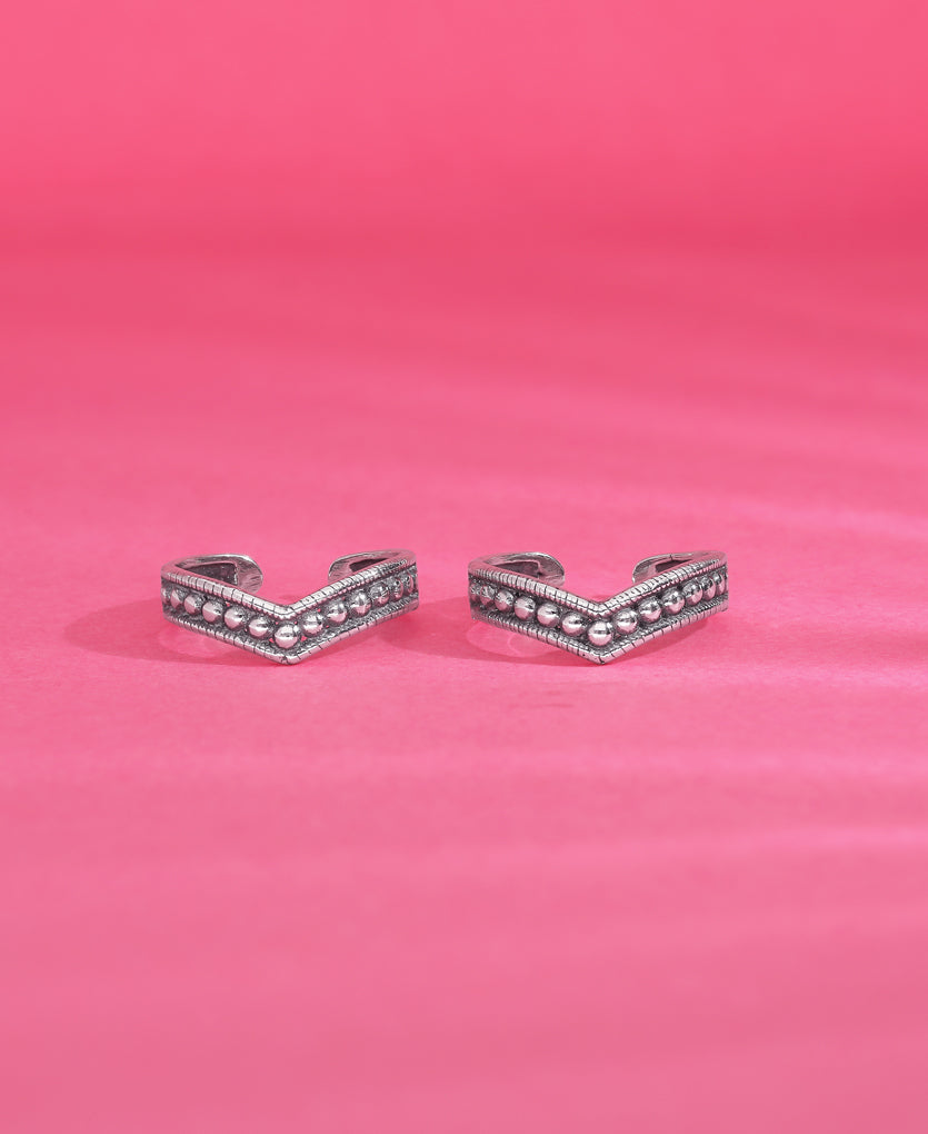 Special Embellishment Silver Toe ring