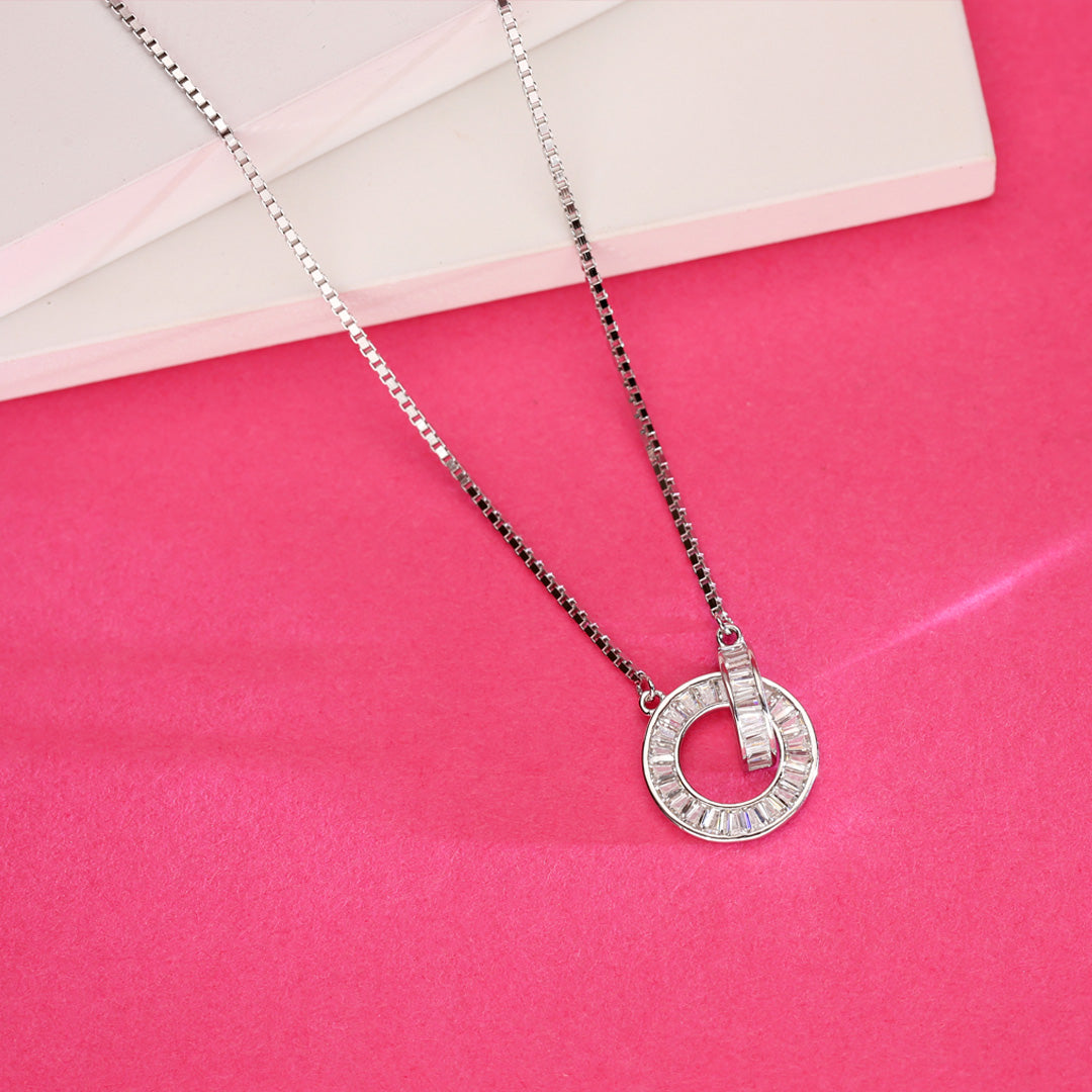 Linked Circle Silver Necklace