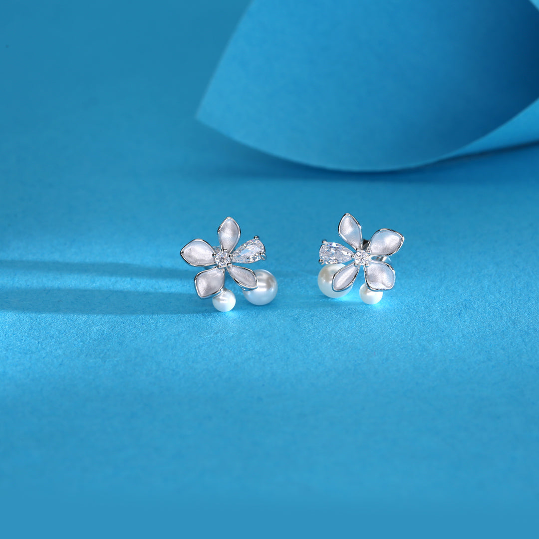White Flower Silver Stud Earrings
