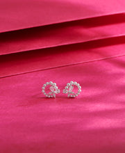 Veil Swirl Silver Earring