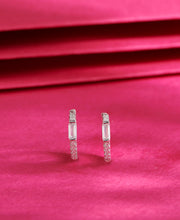 Lustrous Sonnet Silver Earring