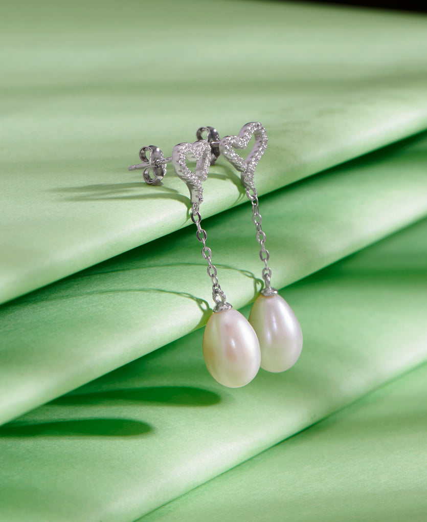 Pearly Enchantment Silver Earring